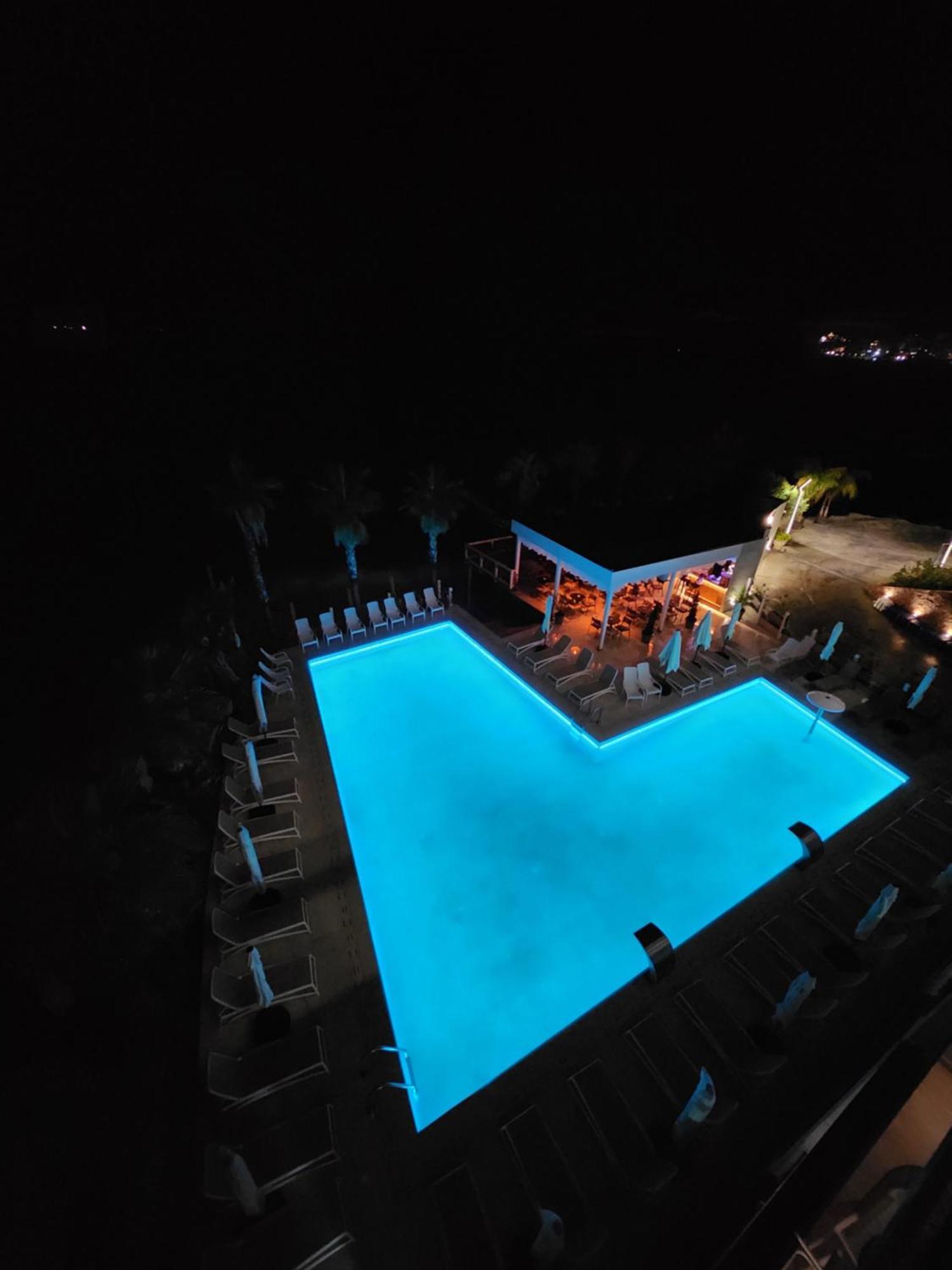 Joelle Premium Hotel Sarande Exterior photo