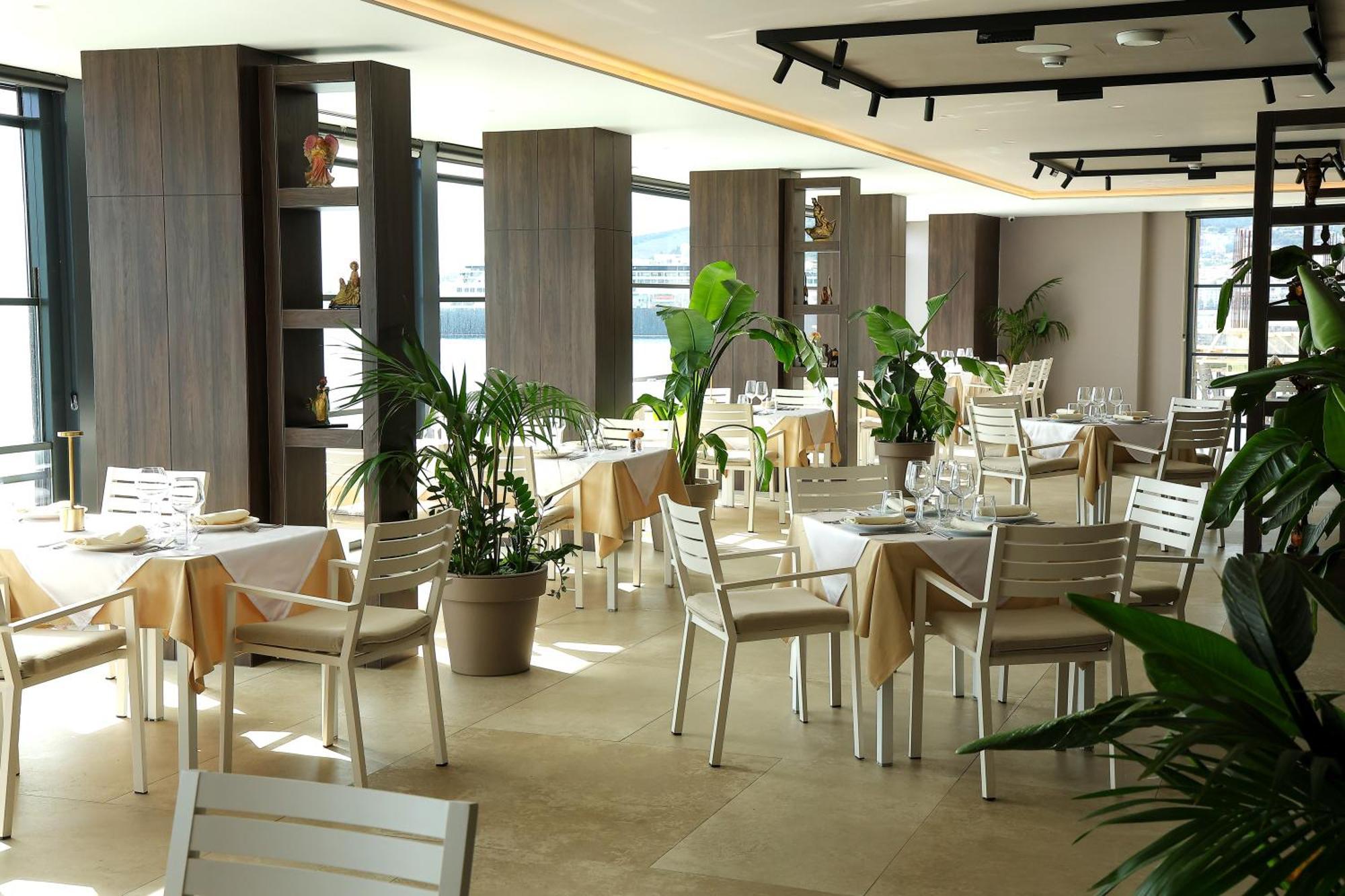 Joelle Premium Hotel Sarande Exterior photo